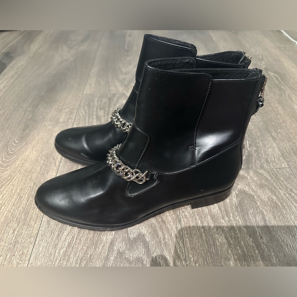 Vero Cuoio Elizabeth and James Bootie